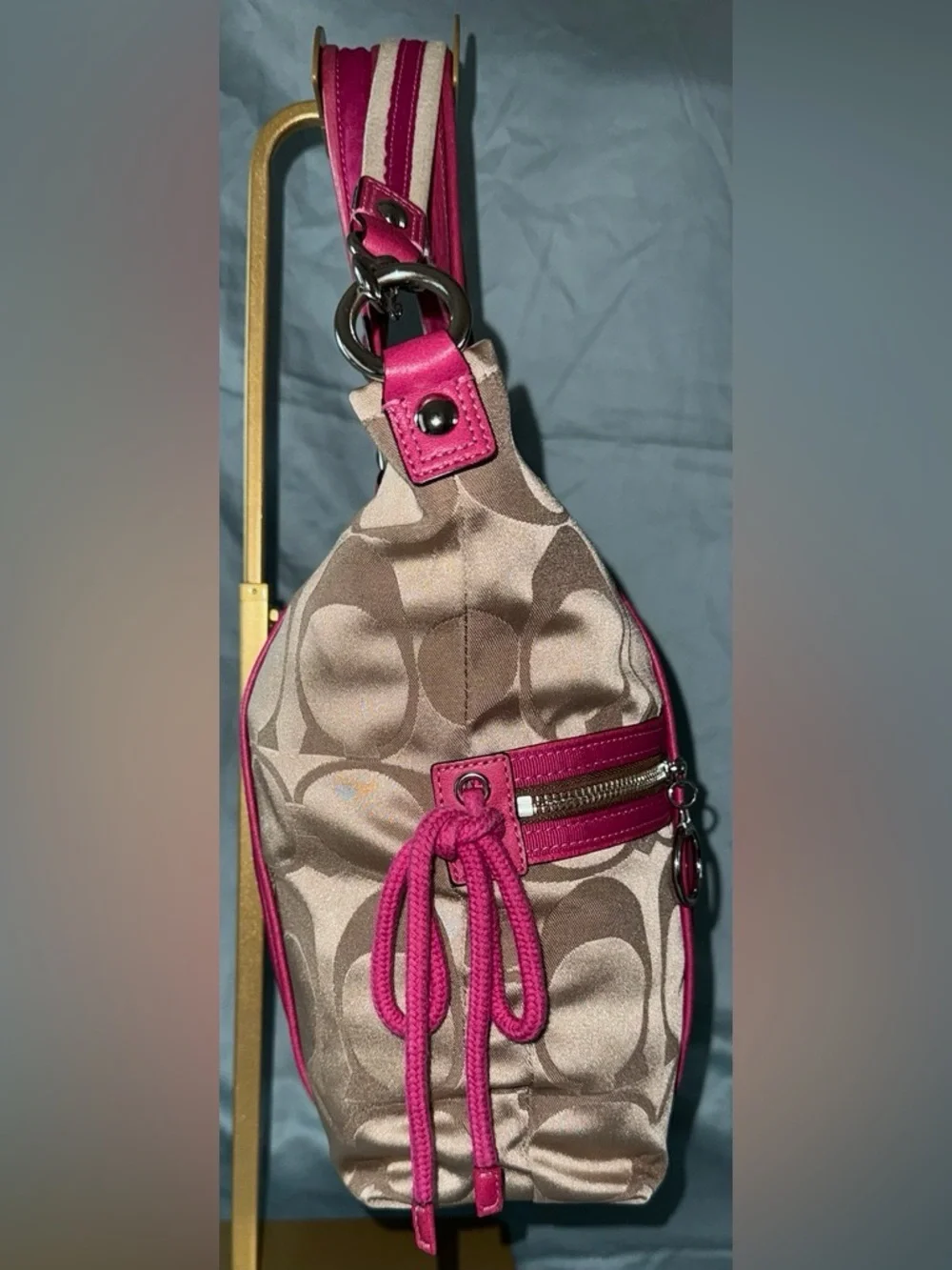 Coach Poppy Signature Spotlight Tote Tote with Fuchsia Trim-13843